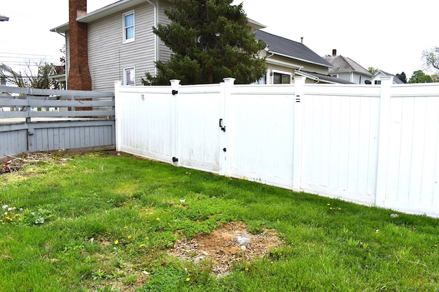 203 Taylor St, Fredericktown, OH 43019 - photo 4
