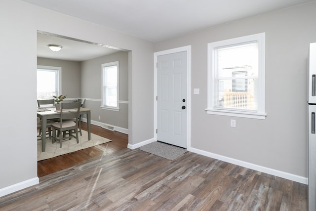 entryway featuring dark hardwood / wood-style floors