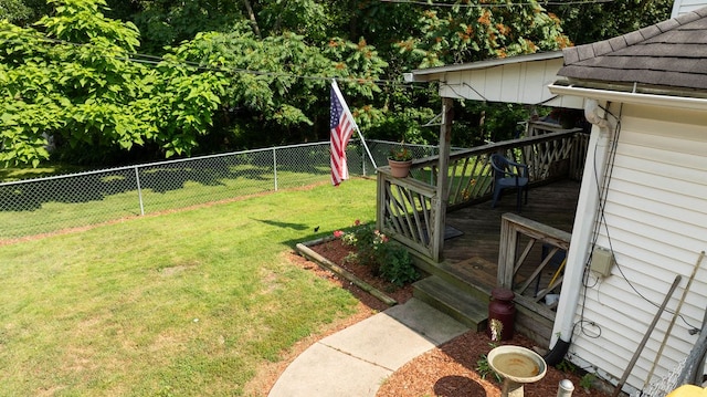 780 Pulver List Rd, Mansfield, OH 44905 - view of yard featuring a deck