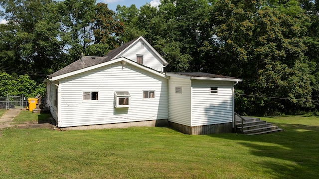 780 Pulver List Rd, Mansfield, OH 44905 - rear view of property featuring a shingled roof