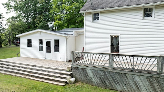 780 Pulver List Rd, Mansfield, OH 44905 - rear view of house featuring a wooden deck, a shingled roof, and a yard