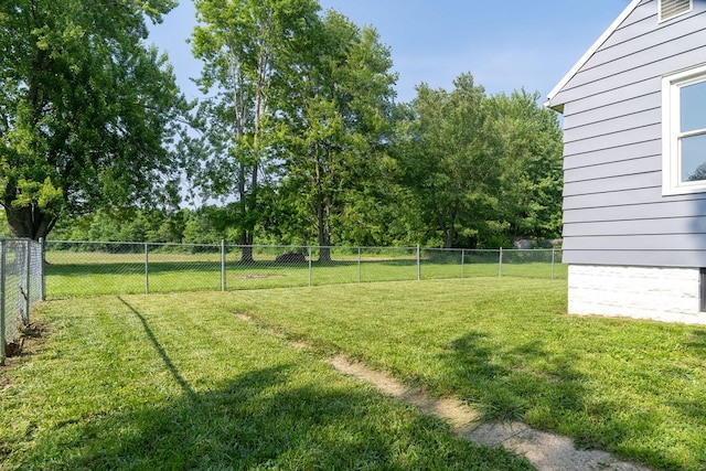 110 Hill St, Edison, OH 43320 - view of fenced backyard