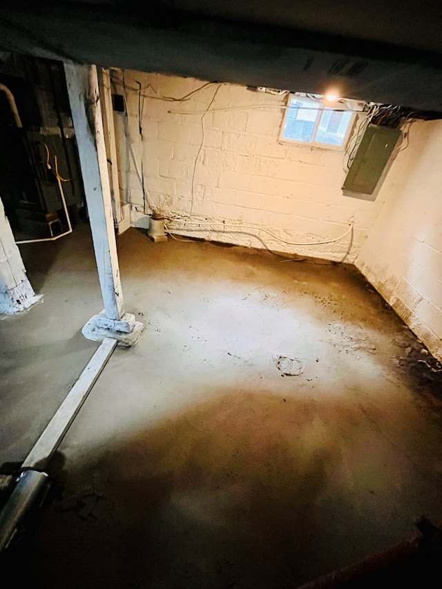328 Newman St, Mansfield, OH 44902 - view of below grade area