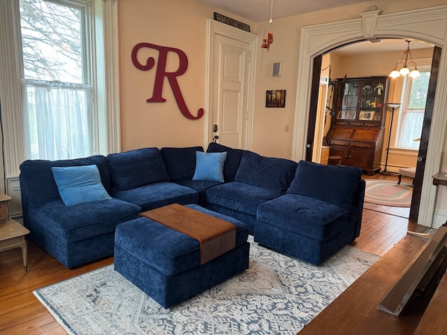 796 US Highway 224, Willard, OH 44890 - living area featuring arched walkways and wood-type flooring