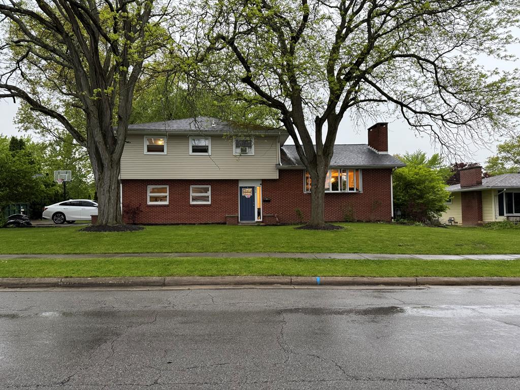 950 Woodbine St, Willard, OH 44890 - photo 1