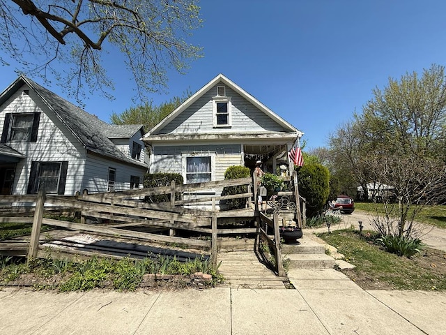 bungalow-style home with covered porch