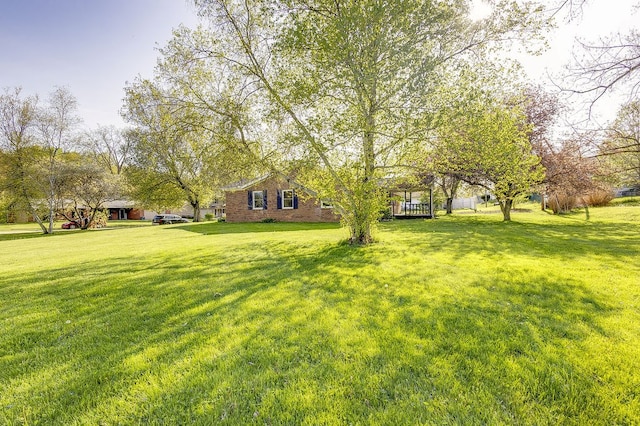 42 Kester Dr, Mount Vernon, OH 43050 - view of grassy yard