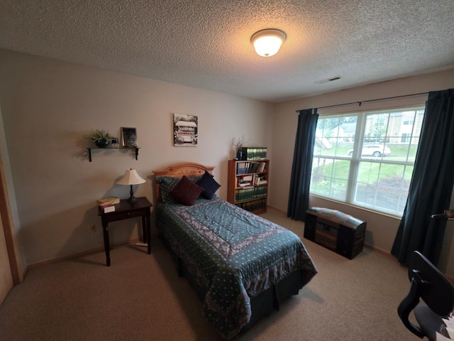 1683 Riva Ridge Dr, Mansfield, OH 44904 - bedroom with carpet flooring and a textured ceiling