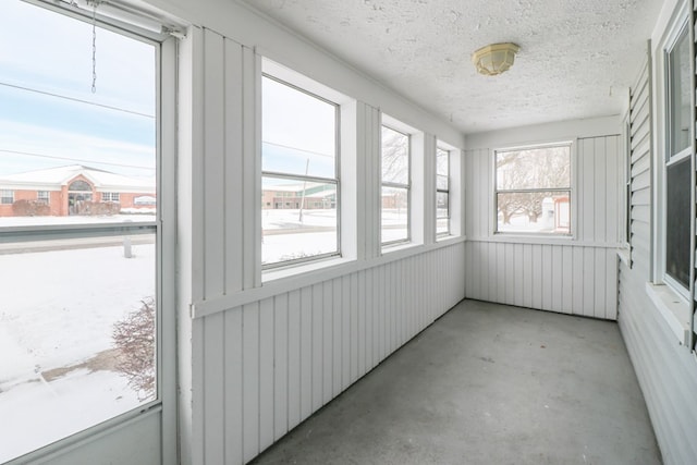 view of unfurnished sunroom