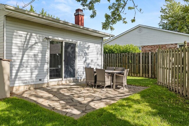 828 Longmeadow Ln, Findlay, OH 45840 - view of patio / terrace featuring outdoor dining space