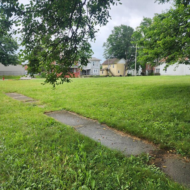 303 W W Galen St, Bucyrus, OH 44820 - photo 7