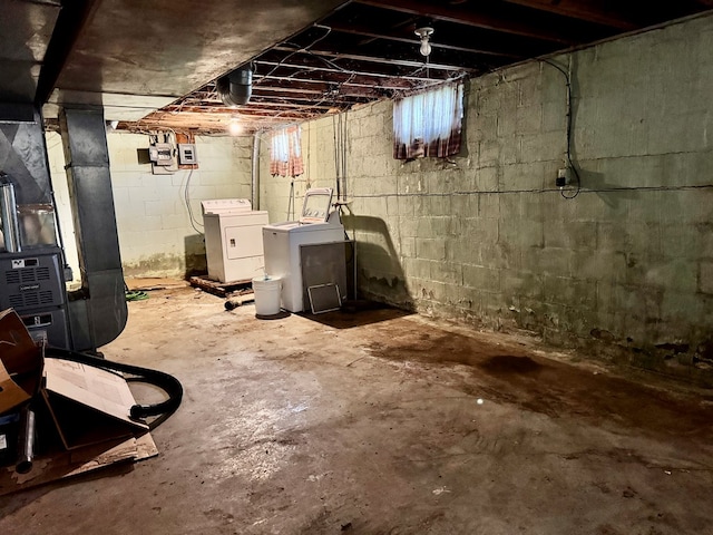 729 Keen Ave, Ashland, OH 44805 - unfinished basement with washing machine and clothes dryer and heating unit