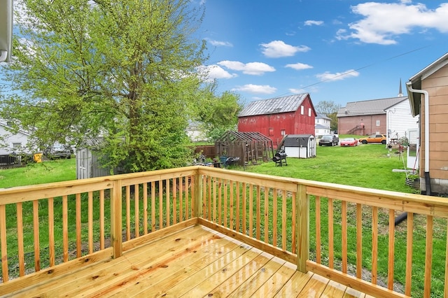 44 W 4th St, Fredericktown, OH 43019 - wooden terrace with a yard