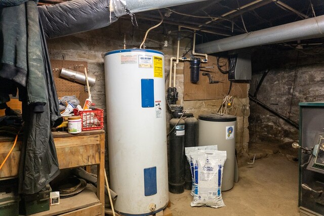 5837 Township Road 103, Mount Gilead, OH 43338 - utility room featuring electric water heater