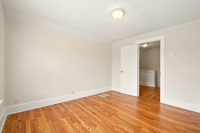 411 Grace St, Mansfield, OH 44902 - spare room with light wood-style flooring and baseboards