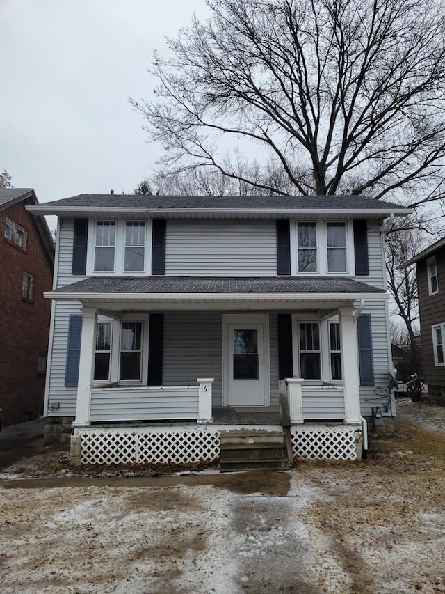 view of front facade with covered porch