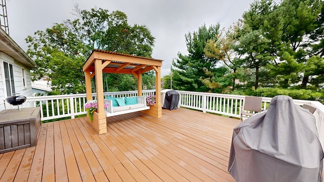 135 W Smiley Ave, Shelby, OH 44875 - wooden deck with area for grilling