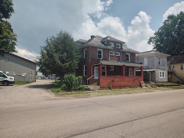 124 N Spring St, Bucyrus, OH 44820 - photo 2