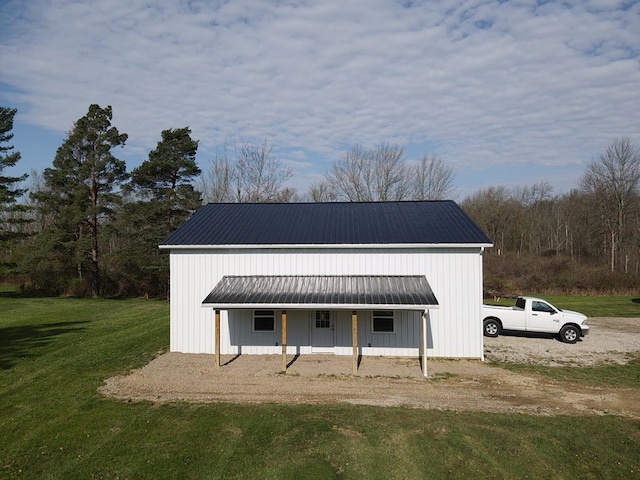 view of outdoor structure