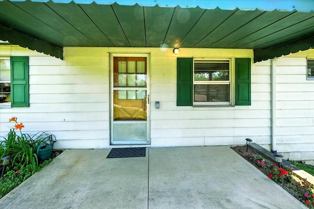 1051 Nazor Rd, Galion, OH 44833 - view of exterior entry with a patio area