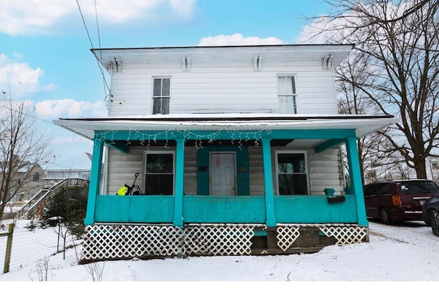 view of front facade with covered porch