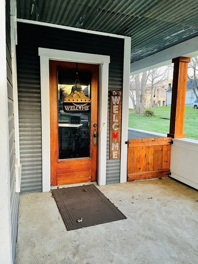 view of property entrance