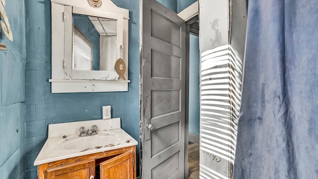 bathroom featuring vanity