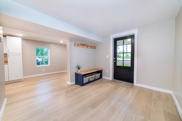 7331 State Route 314, Bellville, OH 44813 - foyer entrance with light wood-style flooring and baseboards