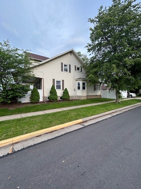 1214 Fifth St, Sandusky, OH 44870 - photo 2
