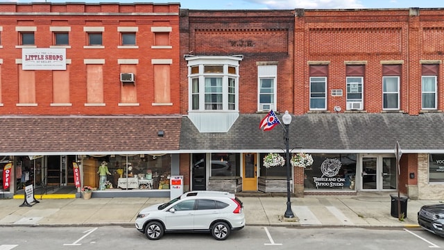 38 E Main St, Shelby, OH 44875 - view of property