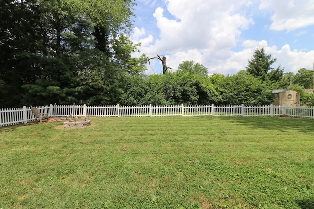 468 Clearview Rd, Mansfield, OH 44907 - view of yard