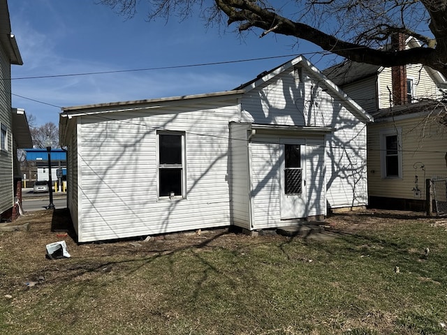 603 E Harding Way, Galion, OH 44833 - view of home's exterior featuring a yard