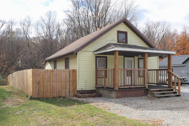 view of front of home featuring a porch