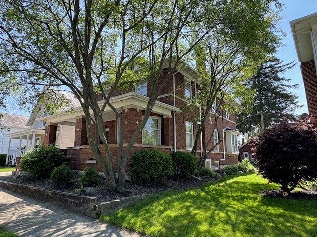 317 S Spring St, Bucyrus, OH 44820 - photo 2