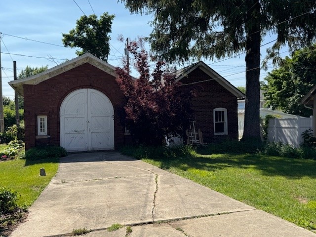 317 S Spring St, Bucyrus, OH 44820 - photo 21