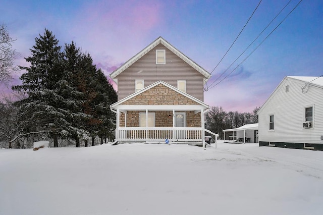 view of front facade featuring covered porch