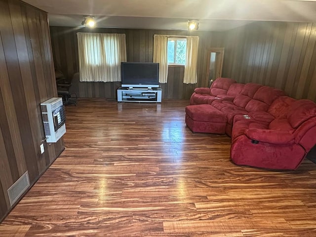 1690 Evergreen Ave W, Mansfield, OH 44905 - kitchen with brown cabinets, stainless steel appliances, a ceiling fan, and a sink