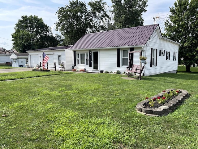 47 Sherman Ave, Shelby, OH 44875 - photo 2