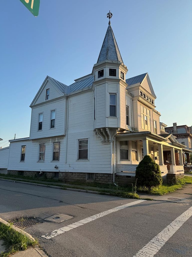 325 E Mansfield St, Bucyrus, OH 44820 - view of property