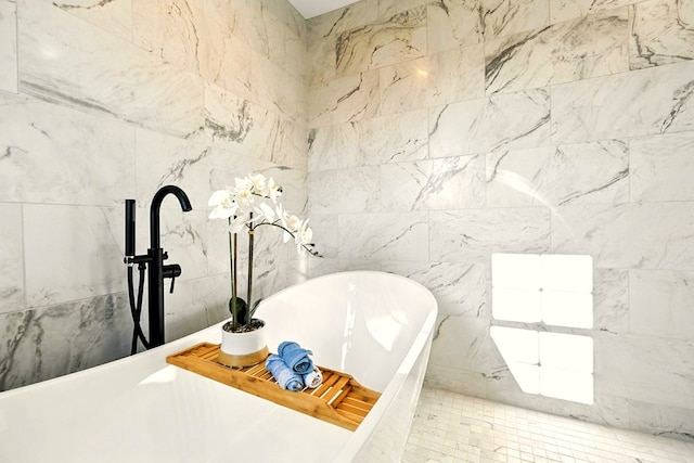 1360 Lexington Ontario Rd, Mansfield, OH 44904 - full bath with a freestanding bath
