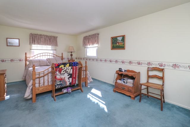 bedroom with carpet flooring