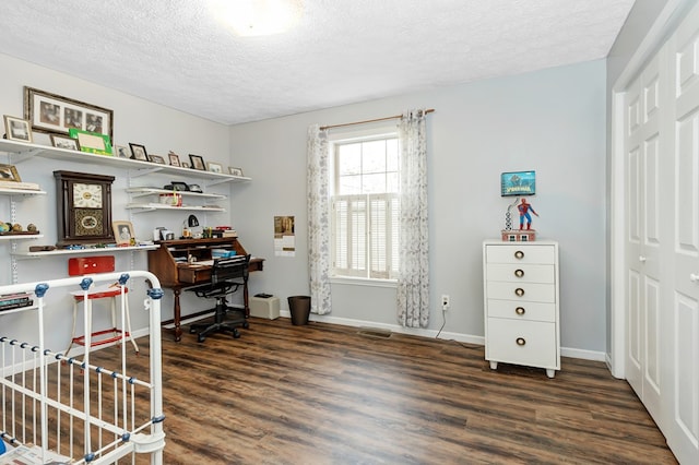 7326 State Route 19 Unit U8 L264-265, Mount Gilead, OH 43338 - office area featuring a textured ceiling and dark wood-style flooring