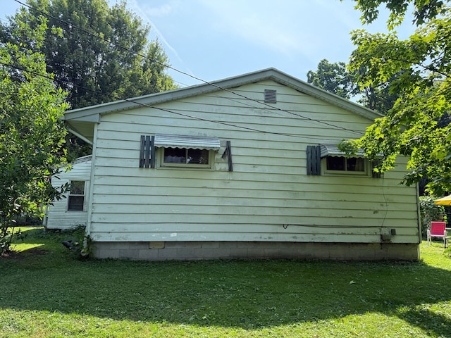 210 Water St, Tiro, OH 44887 - photo 3