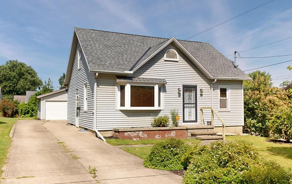 1031 Herring Ave, Mansfield, OH 44906 - photo 1