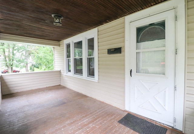 460 W Dickson, Mansfield, OH 44903 - view of wooden terrace