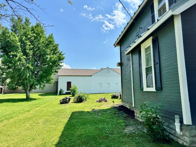 133 Dudley St, Bucyrus, OH 44820 - photo 2