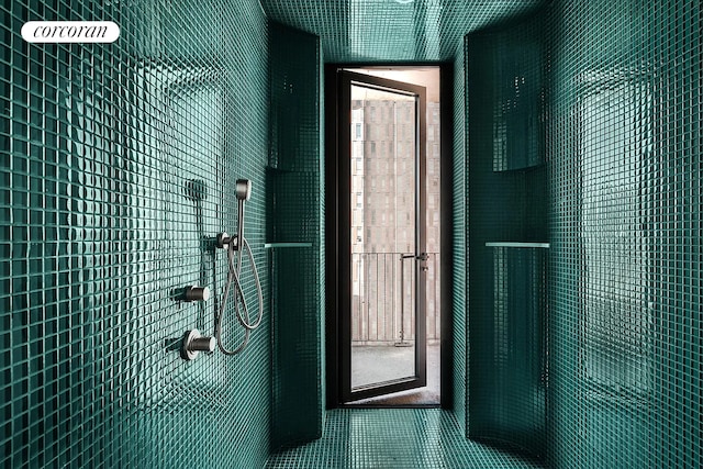9 Chapel St Phb, Phb, New York City, NY 11201 - bathroom with tiled shower and tile patterned floors