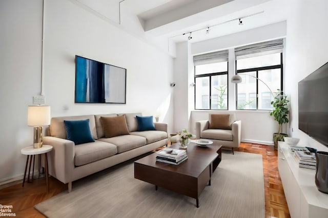 Listing photo 2 for 310 E 46th St Unit 4Q, New York City NY 10017