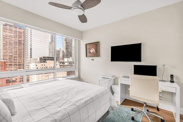 Listing photo 3 for 167 E 61st St Unit 20C, New York City NY 10065