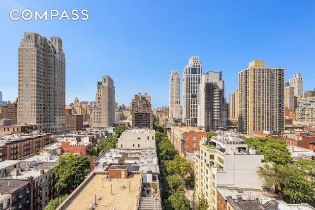 350 E 82nd St Unit 14Ab, New York City, NY 10028 - skyline view